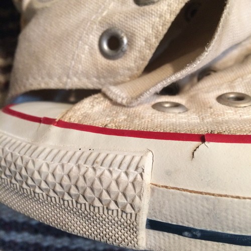 Vintage 70s Converse High Top White Canvas Sneakers 8.5 USA Made Shoes VTG 1970s