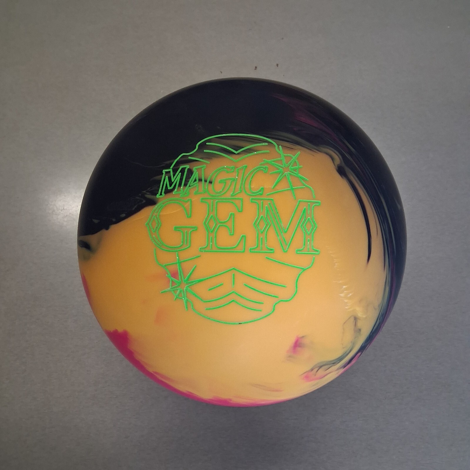 MAGIC GEM ボウリングボール Roto Grip Magic Gem 1ST QUALITY bowling ball 16 LB. NEW IN