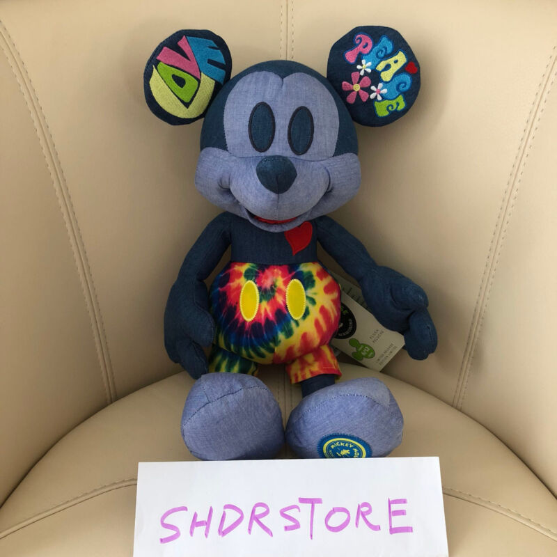 NWT Mickey Mouse Memories September Plush Disney Store authentic Limited Edition