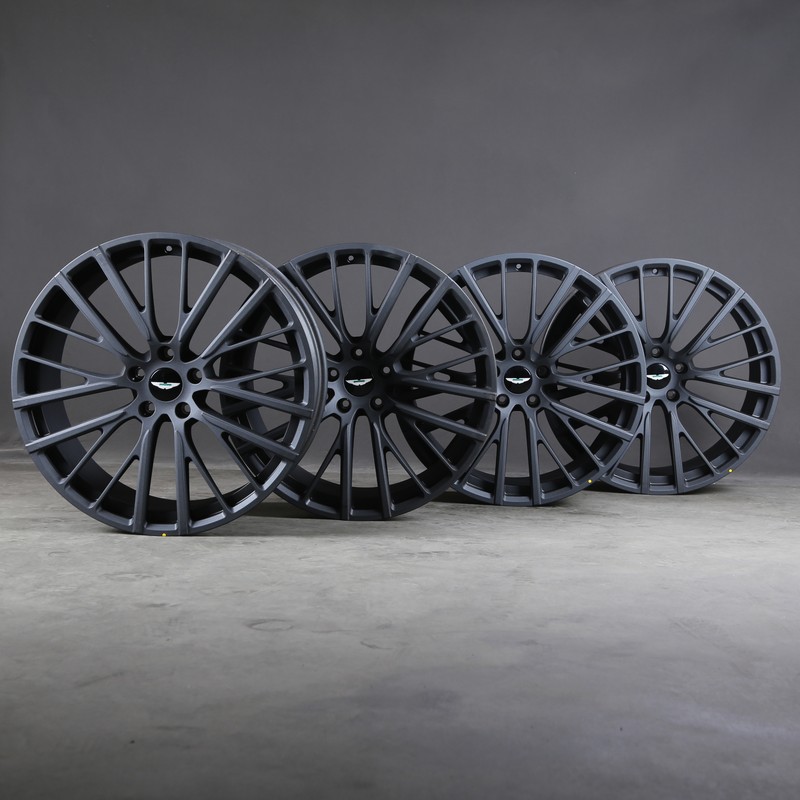 20 Inch Original Aston Martin Vantage AMR LY63-1007-BA LY63 20 Inch Original Aston Martin Vantage AMR LY63-1007-BA LY63