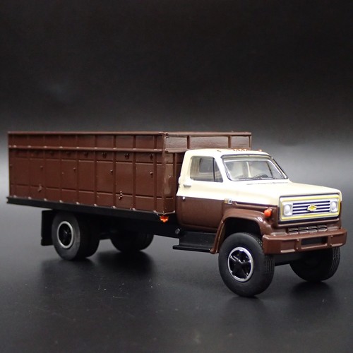 1981 81 CHEVY CHEVROLET C70 GRAIN TRUCK 1:64 SCALE COLLECTIBLE DIECAST MODEL CAR 1981 81 CHEVY CHEVROLET C70 GRAIN TRUCK 1:64 SCALE COLLECTIBLE DIECAST MODEL CAR