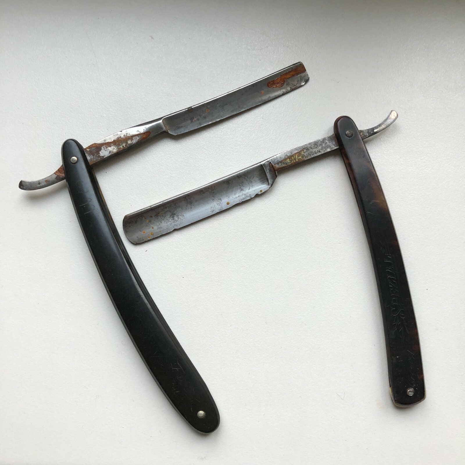 西洋剃刀　solingen BREIDORA Breidora Stainless - Near Pristine 13/16 Full Hollow Blade