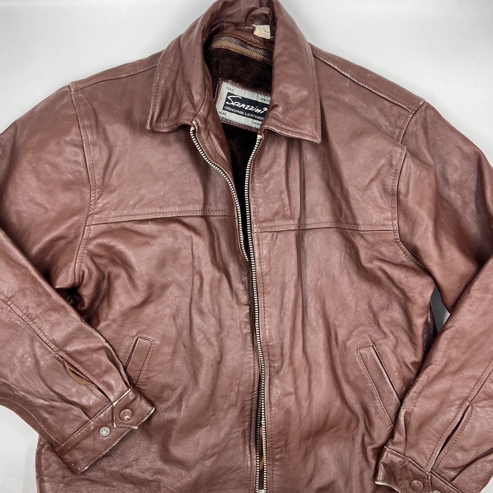 epine épine leather jacket damage brown épine leather jacket （ damage brown ） What could have
