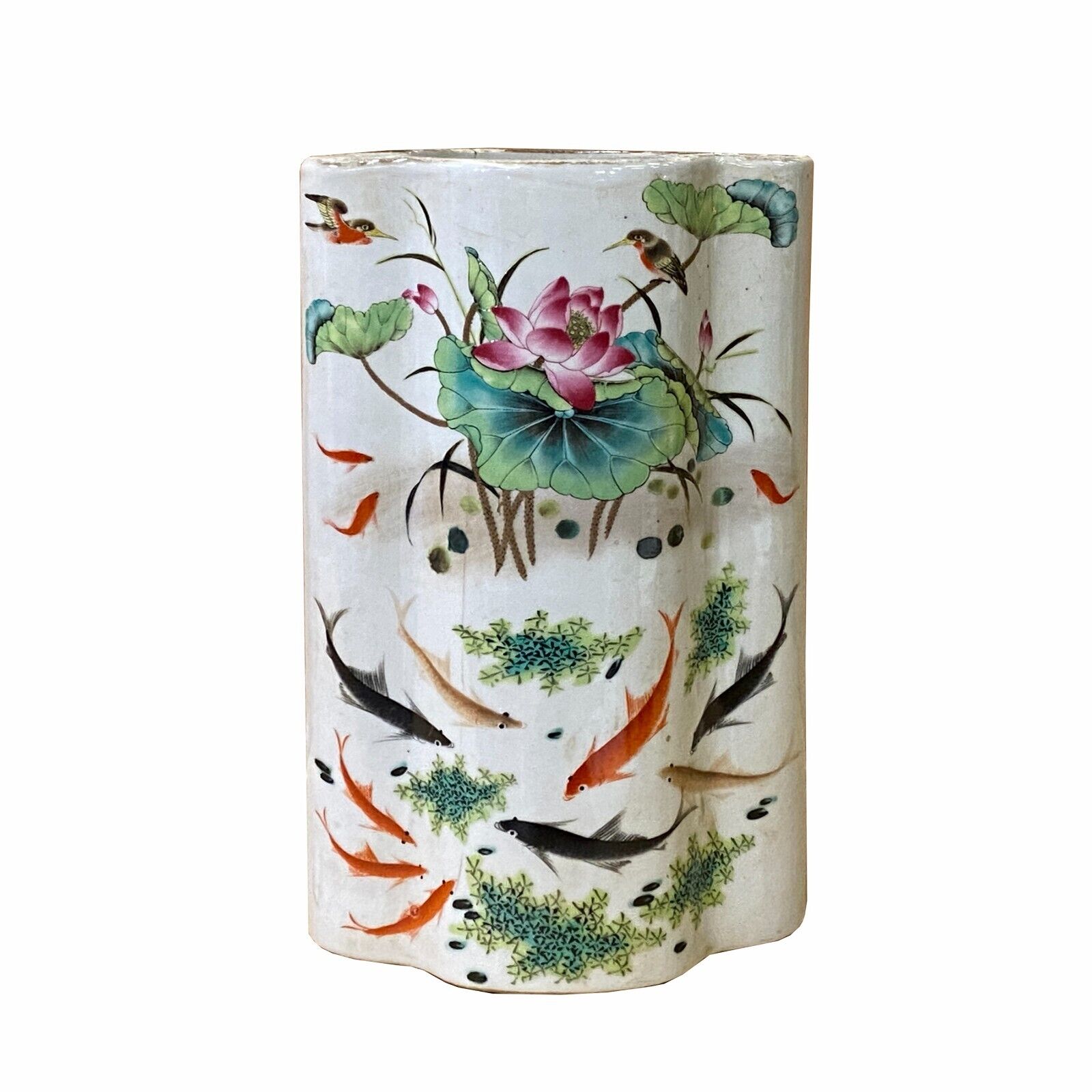 Chinese Off White Porcelain Koi Fishes Flower Shape Vase ws2355S Chinese Off White Porcelain Koi Fishes Flower Shape Vase ws2355S