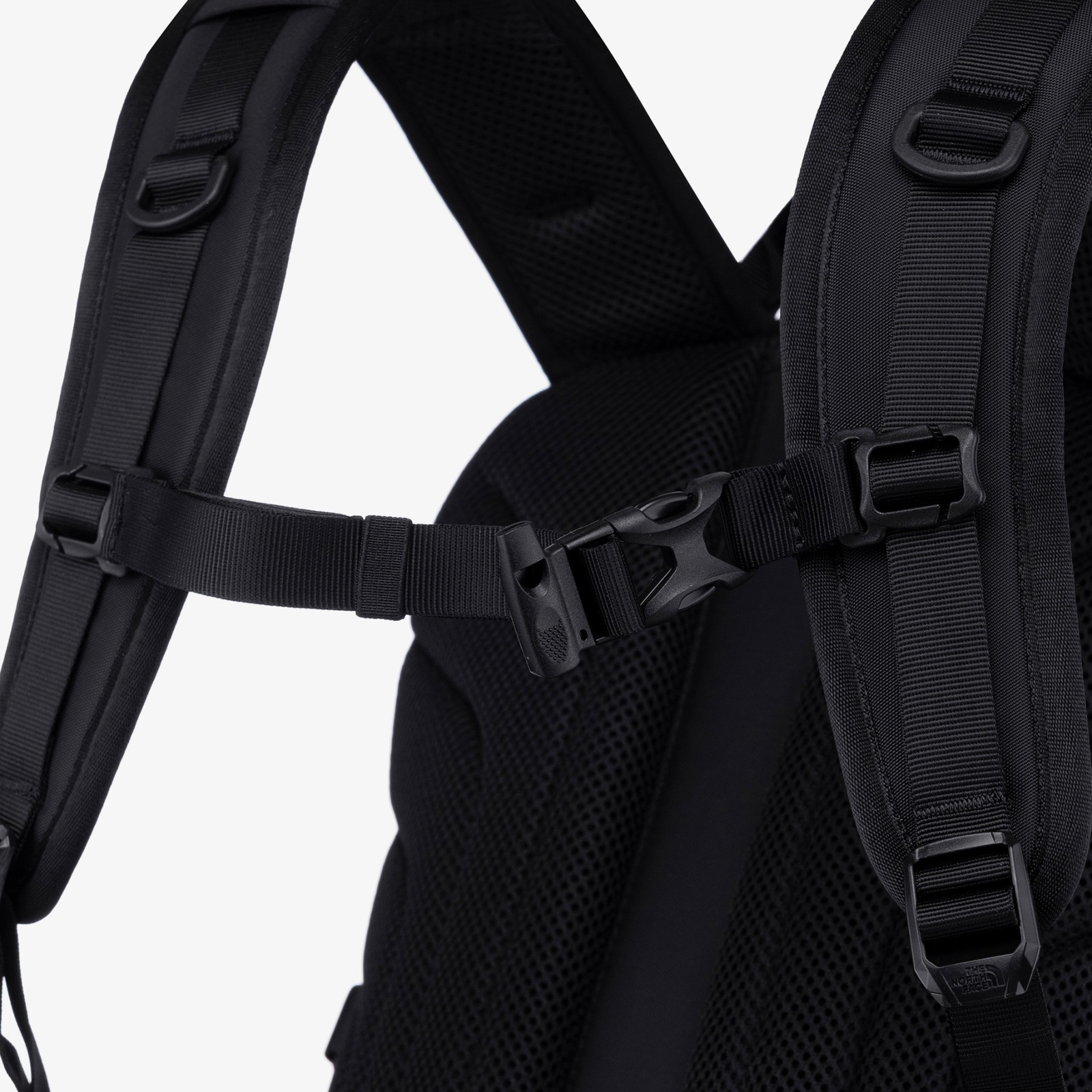 New THE NORTH FACE MENS ELECTRON BACKPACK 30Liter NM2DR06J