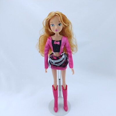 Jakks Pacific Winx Club 2012 Flora Rock Concert Collection Doll!