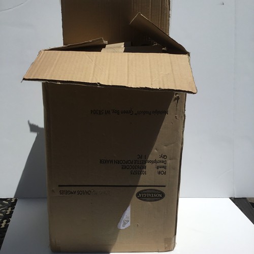 Huge Lot Of 100 Toilet Paper And 53 Paper Towel Rolls Cardboard Tubes Empty Craf