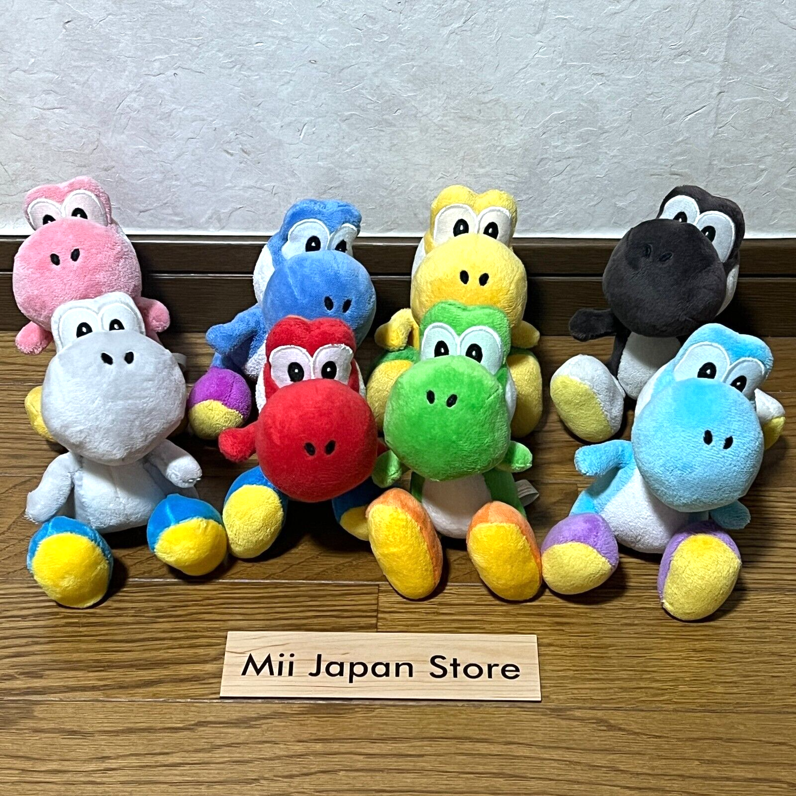 ヨッシー Nintendo 8” Green Yoshi w/Turtle Shell Plush Stuffed Doll