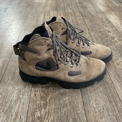 nike acg hiking boots 1990s