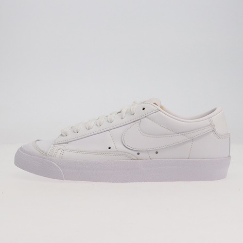 

Nike Wmns Blazer Low 77 BOTH FEET DISCOLORATION Women US8 Casual DC4769-101, Белый, Wmns Blazer Low 77