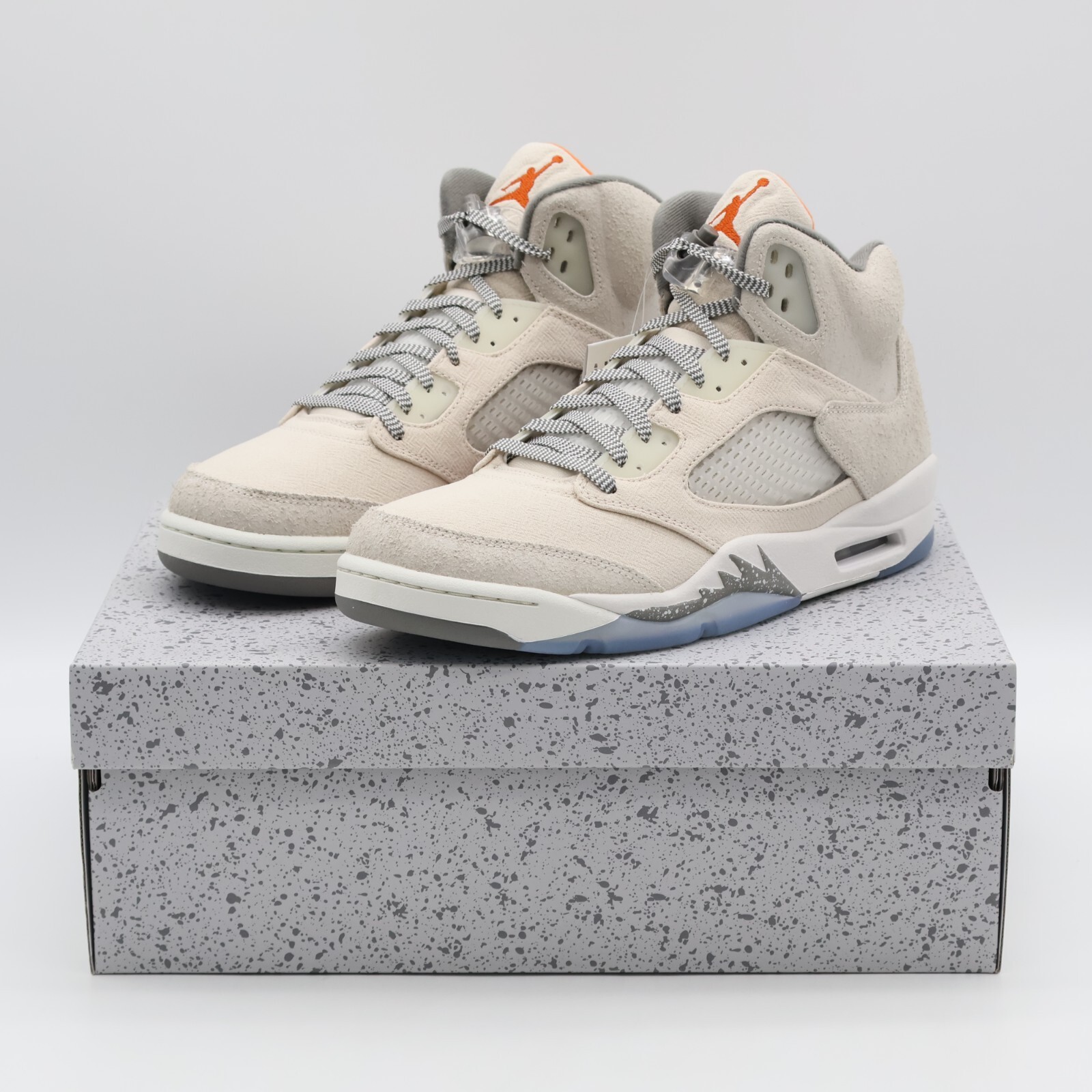 FD9222-180 Nike Air Jordan 5 Retro SE Craft Light Orewood FD9222-180 Nike Air Jordan 5 Retro SE Craft Light Orewood