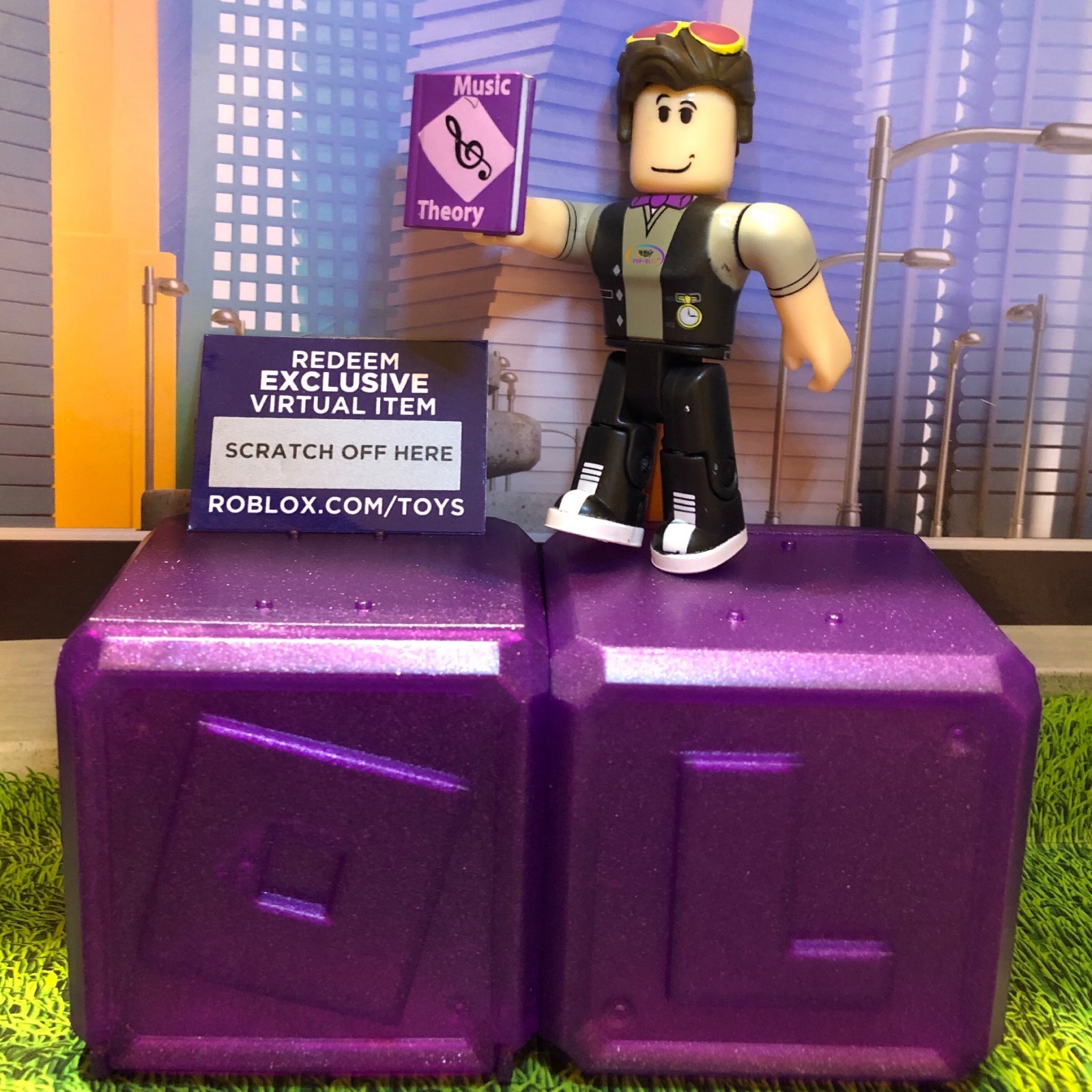 Roblox Celebrity Gold Purple Series 3 Mystery Box Action Figures Kids Toys New Us Polybull Com - roblox celebrity gold purple series 1 2 3 mystery action