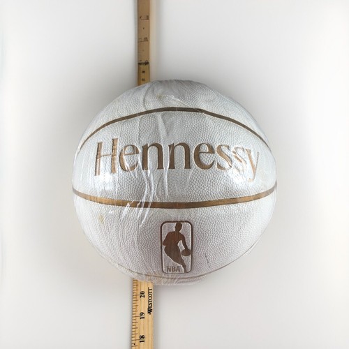【非売品】Hennessy NBA バスケットボール s-l1200.jpg