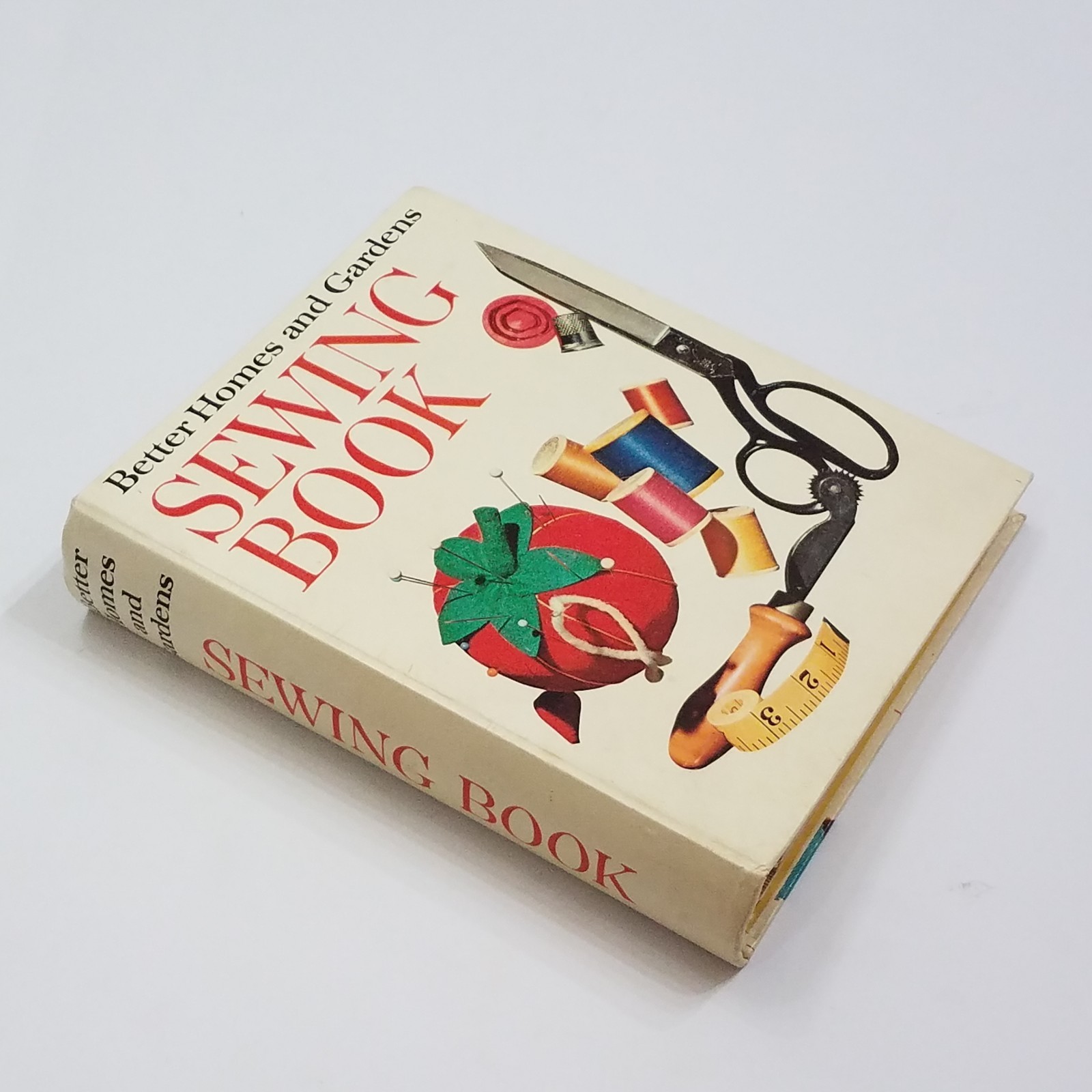 Better Homes and Gardens Sewing Book Ring Bound 1970 Tabbed Indexed