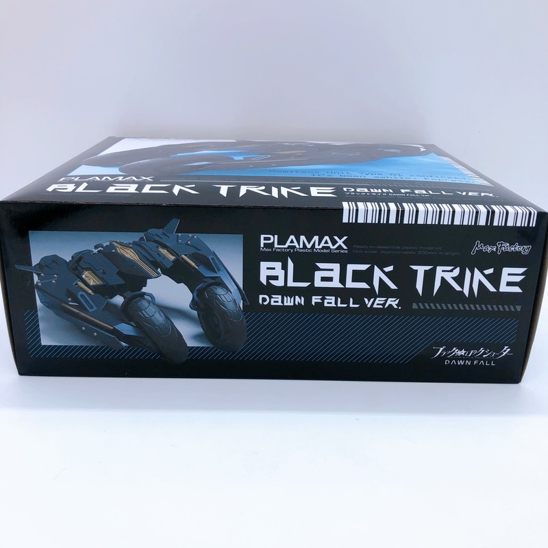 PLAMAX Black Trike Black Rock Shooter Dawn Fall Model Kit