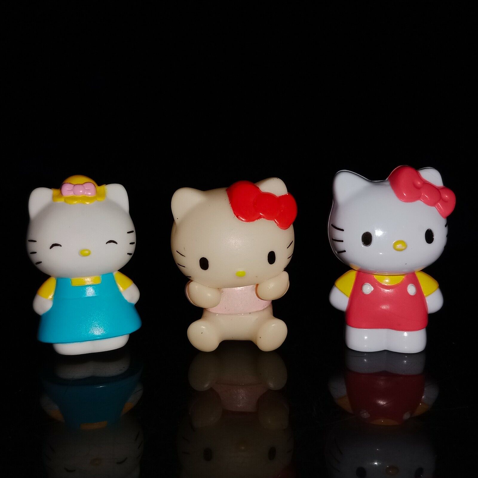 Vintage Set 3 Sanrio Hello Kitty Mini Figure Doll Kawaii Vintage Set 3 Sanrio Hello Kitty Mini Figure Doll Kawaii