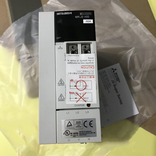 One Used AC SERVO DRIVER Mitsubishi MR-J2-40D-S24 Free