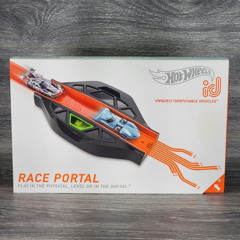 Hot Wheels ID Race Portal Smart Track System Twin Mill