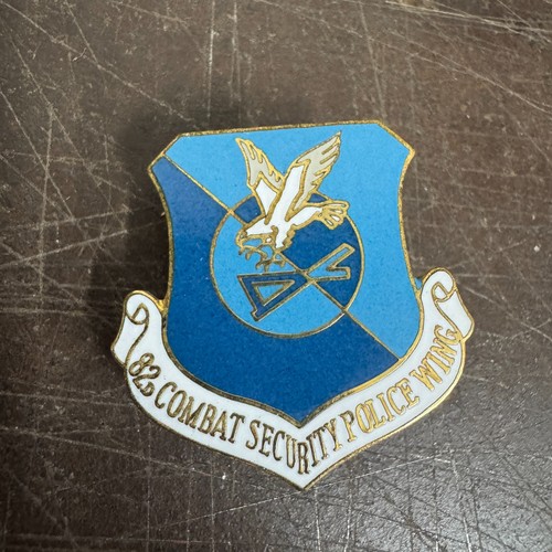 VTG 82nd Combat Security Police Wing Enamel Pin / Lapel Pin VIETNAM