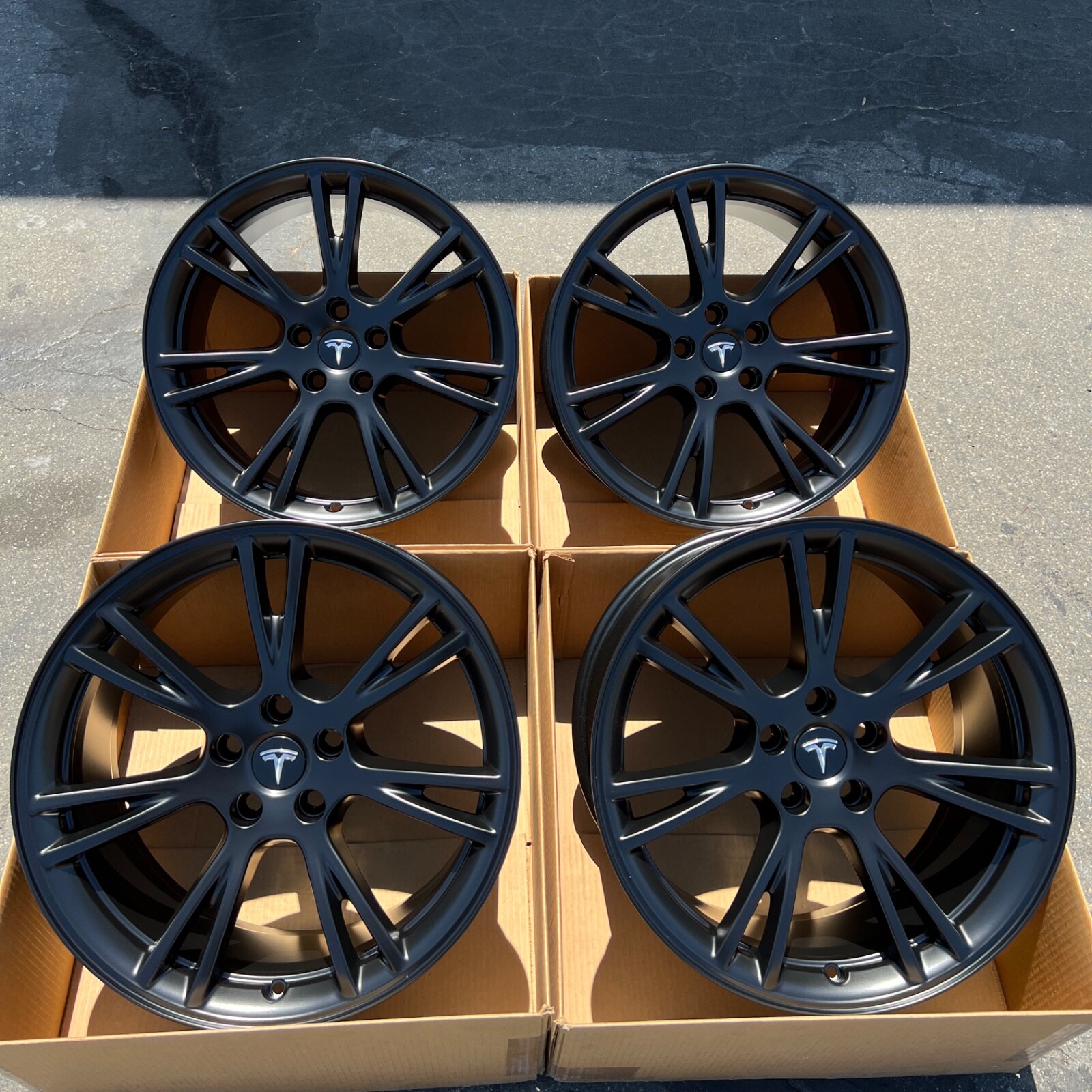 テスラ Tesla モデルY ModelY ジェミニホイールカバー（10倍