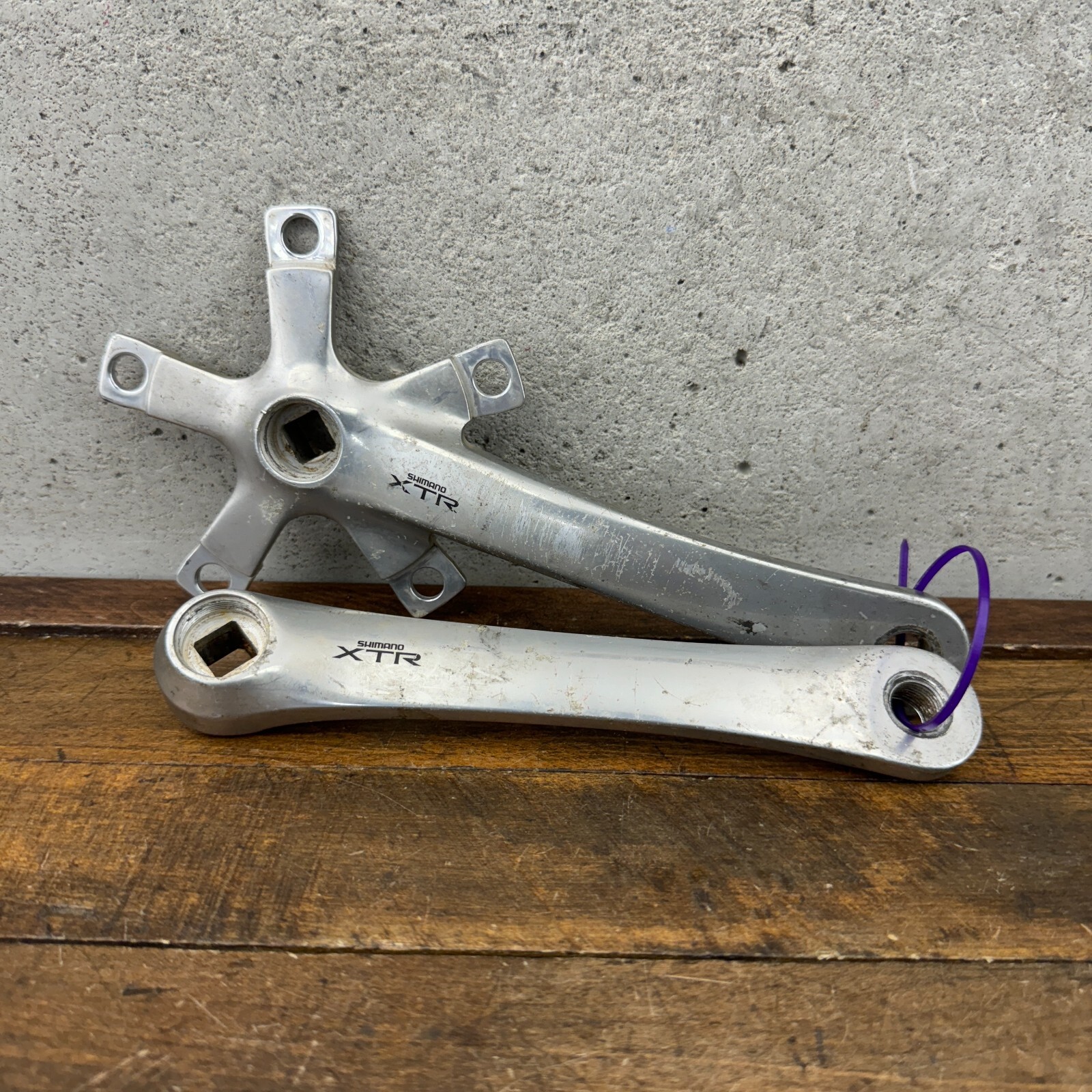SHIMANO シマノ XTR FC-M951 チェーンリングセット 美品 SHIMANO シマノ XTR FC-M951 チェーンリングセット 未使用品