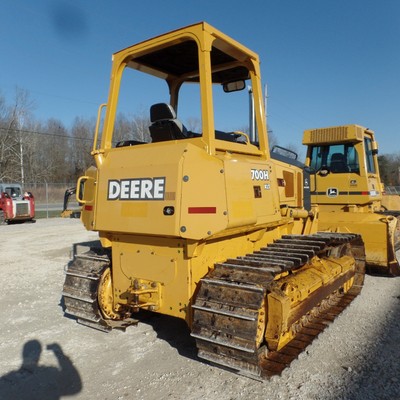 2005 John Deere 700H XLT Dozer ONE OWNER  LOW HOURS!! CLEAN!!