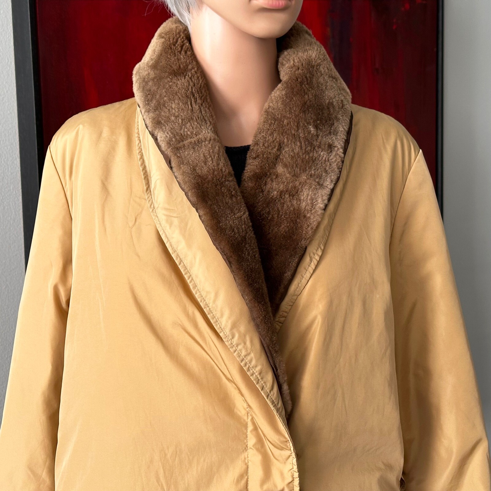 MAX MARA down coat in camel color with removable fur collar