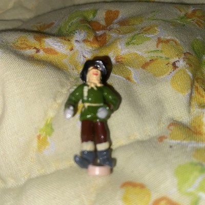 Vintage Polly Pocket 2001 Wizard of Oz Emerald City Scarecrow Figure