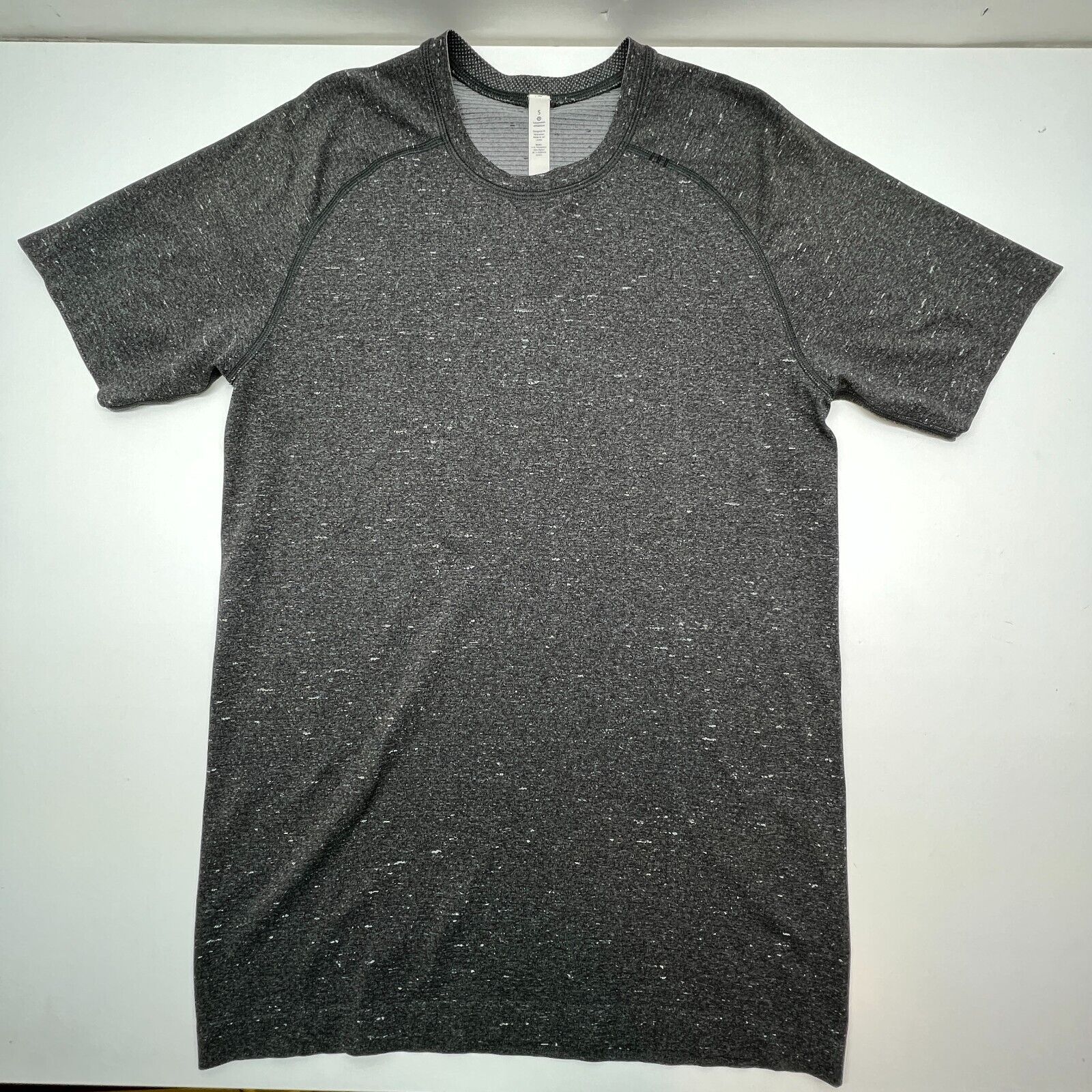 LULULEMON Men's Swiftly Tech Short Sleeve Shirt Top T-shirt LULULEMON Men's Swiftly Tech Short Sleeve Shirt Top T-shirt