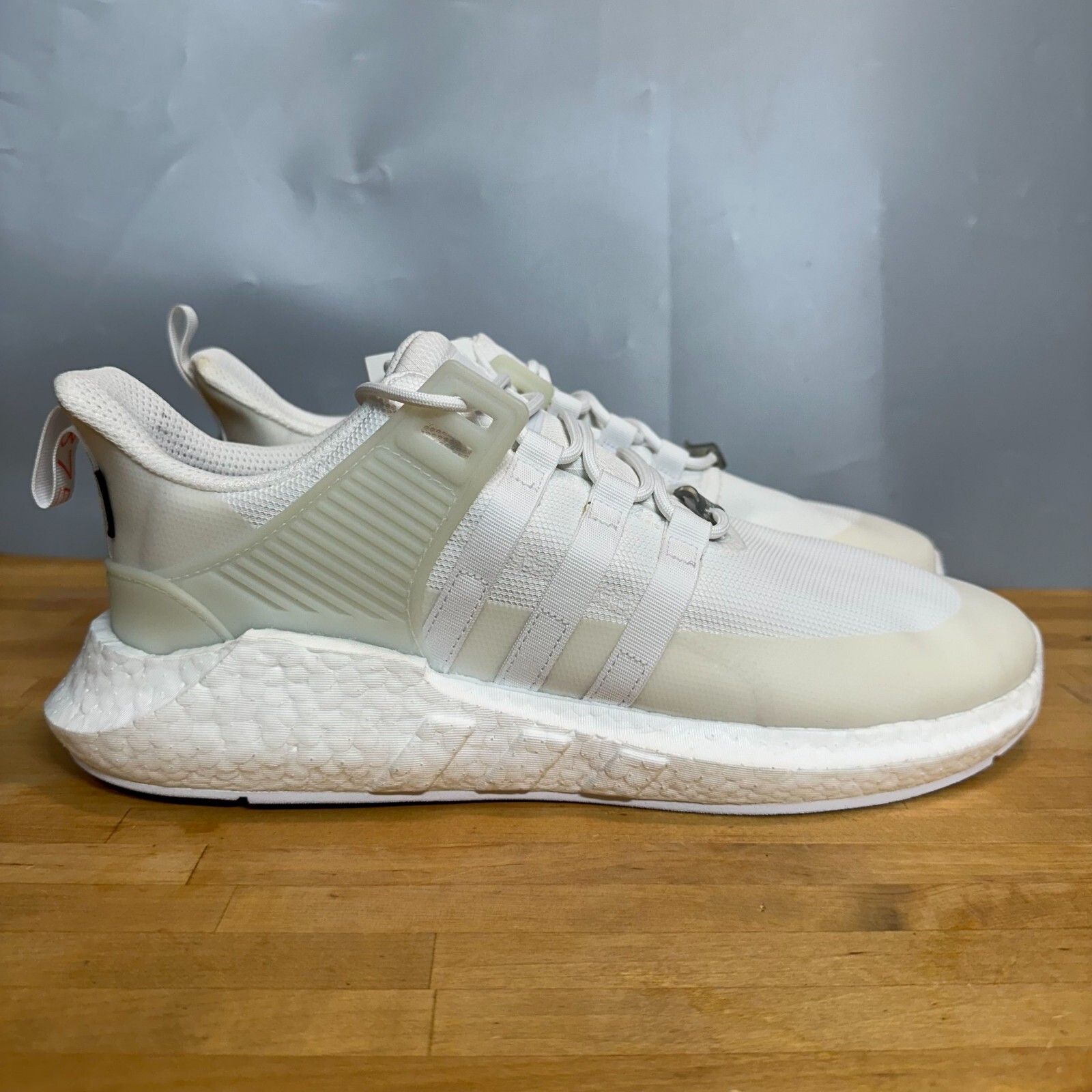 eqt white