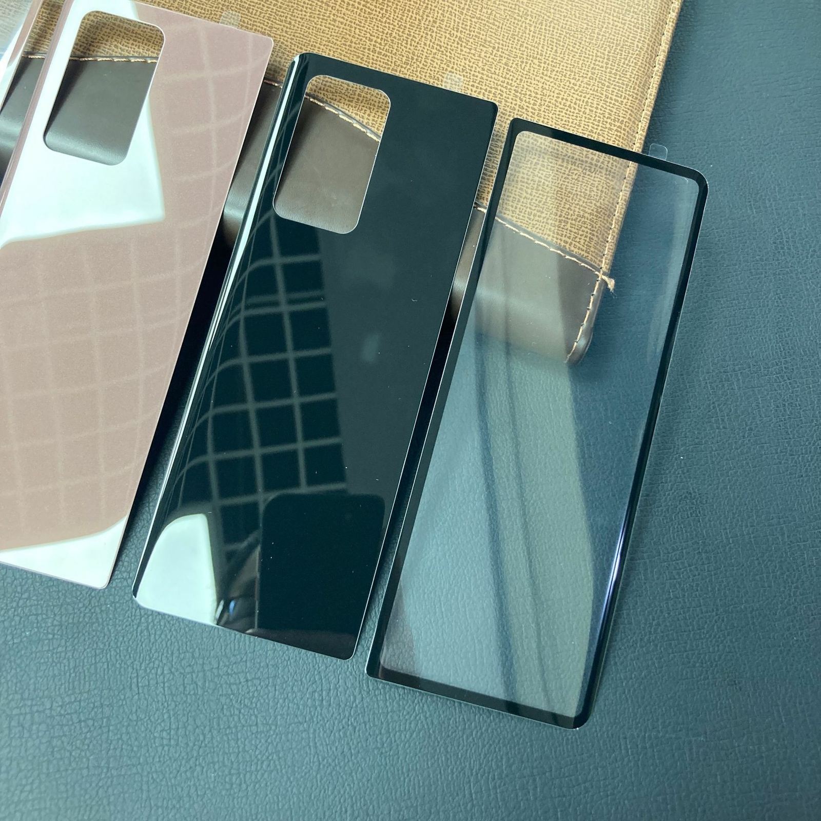 galaxy z fold 2 screen protector replacement