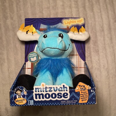 Mensch Pets Hanukkah Mitzvah Moose Plush W/ Book Light Up Antlers NEW