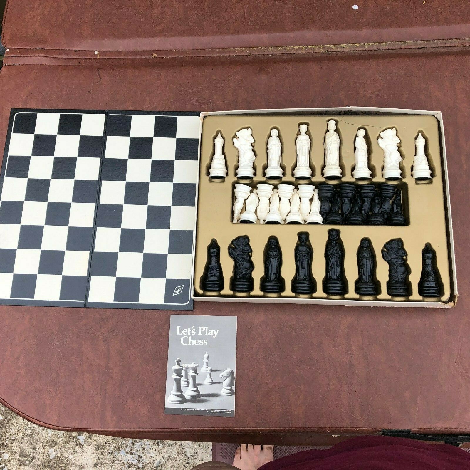 Vintage Lowe Renaissance Chess game set with Board 1959 Mid Century
