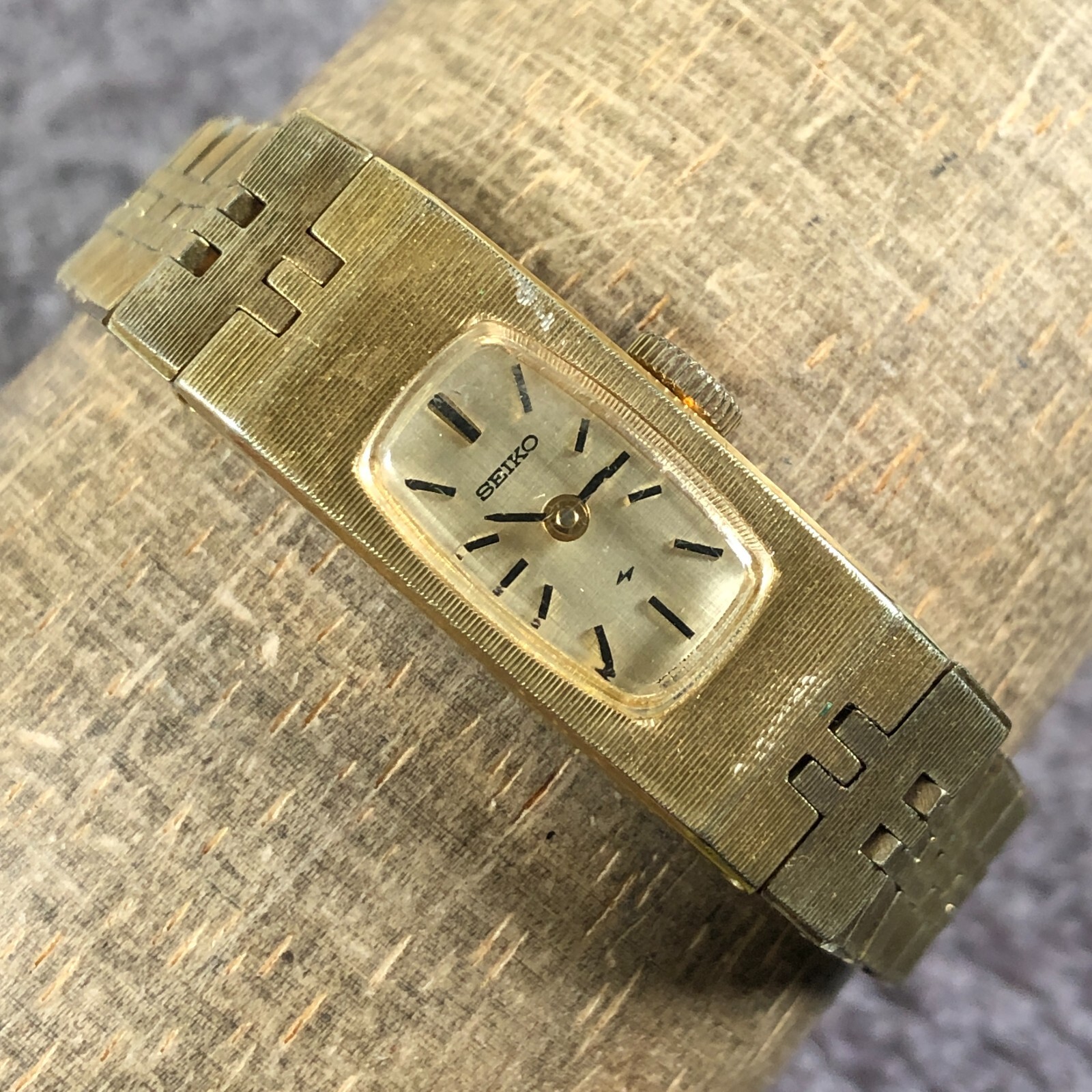 【稼働品】SEIKO■レディースウォッチ　33 Women's – セイコーオンラインストア | 時計・腕時計のSEIKO