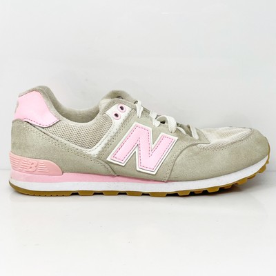 

New Balance Girls 574 KL574RYG Бежевая повседневная обувь Кроссовки Размер 5 M, Бежевый, 574
