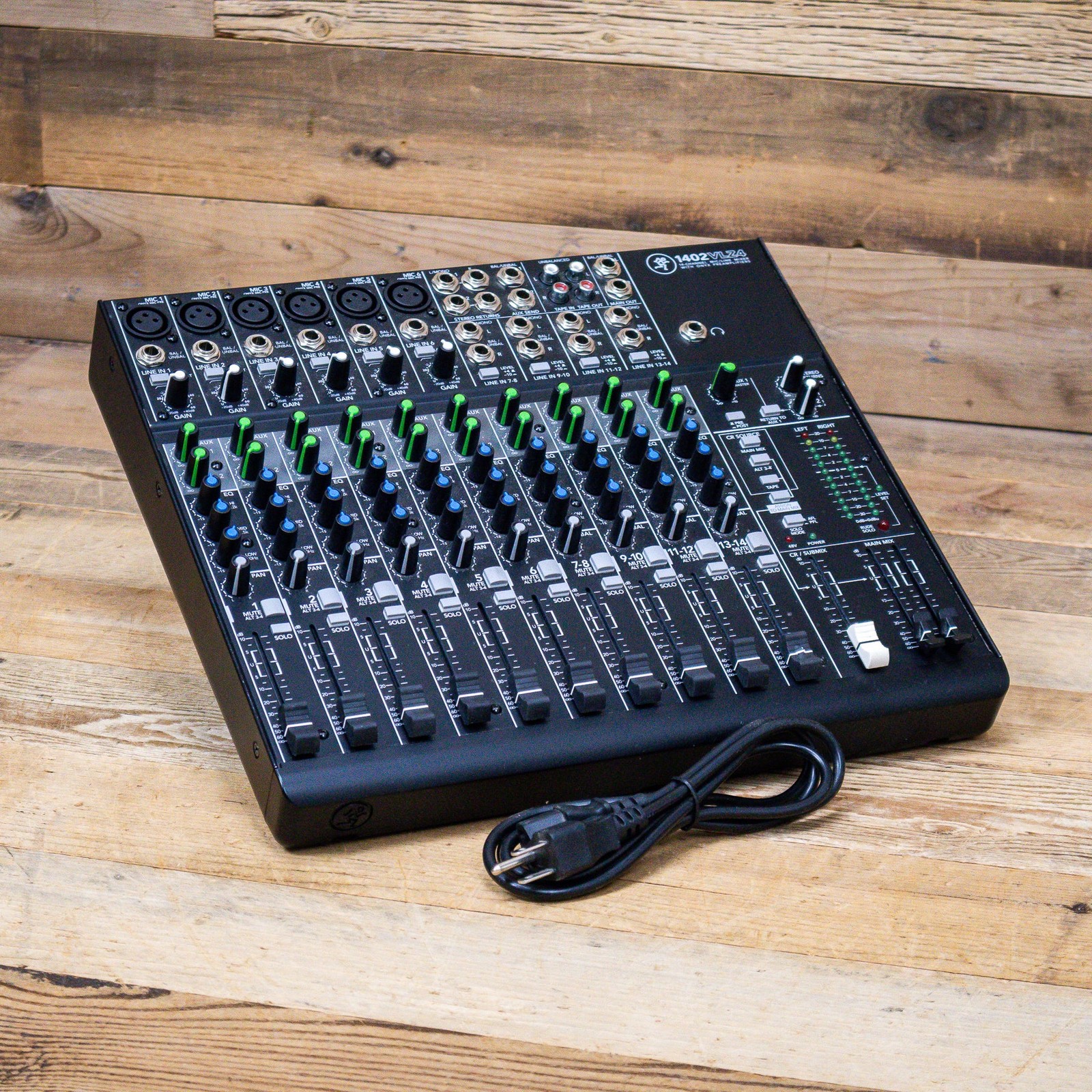 Mackie 1402 VLZ4 14-Channel Mixer with 6 Mic Pres Mixing Console