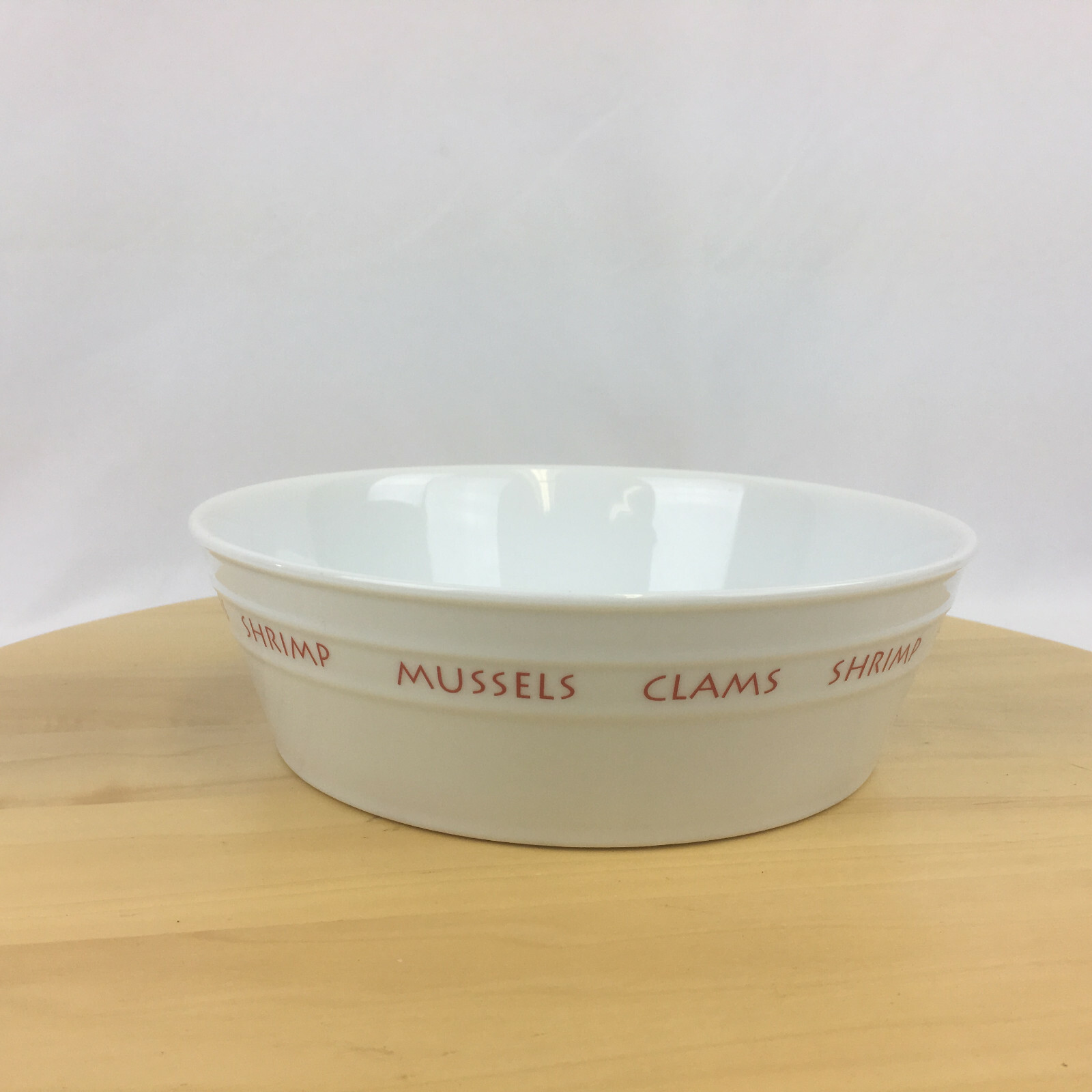 Crate & Barrel Set of 6 Seafood Bowls 2005 #469-795 Clams Shrimp Mussels