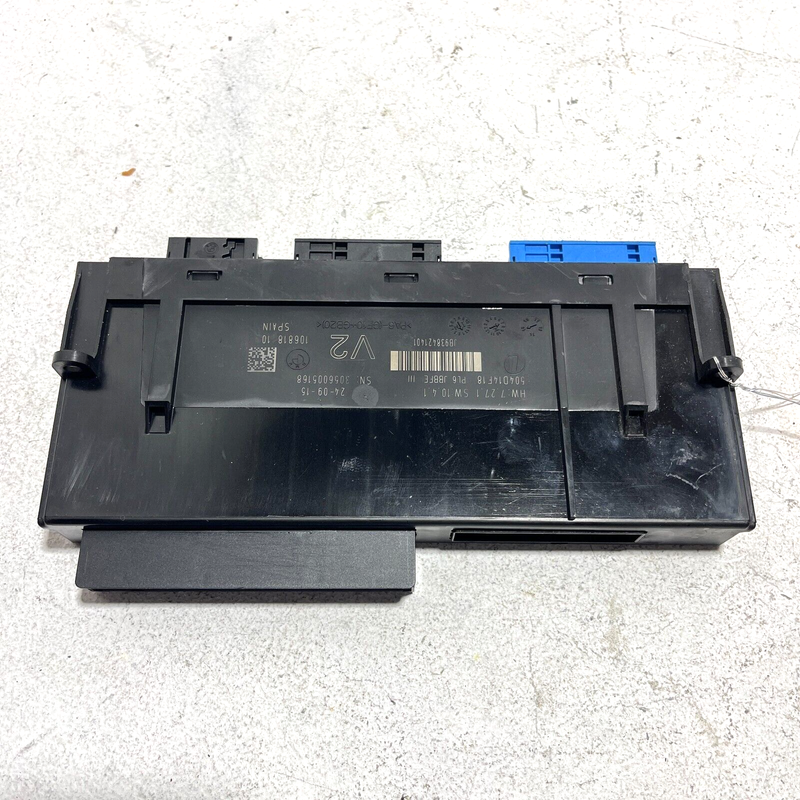 Used 2011-2016 BMW 528I Body Junction Box Computer Control Module Unit OEM
