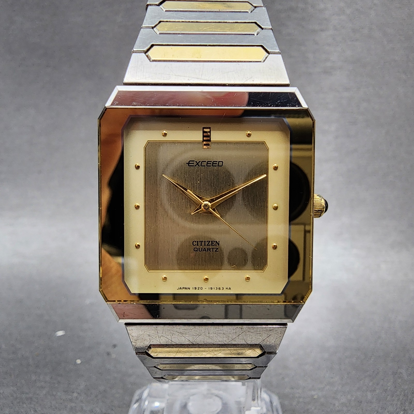 Citizen Exceed Tank Watch Men 25mm Champagne Dial Two Tone 1930