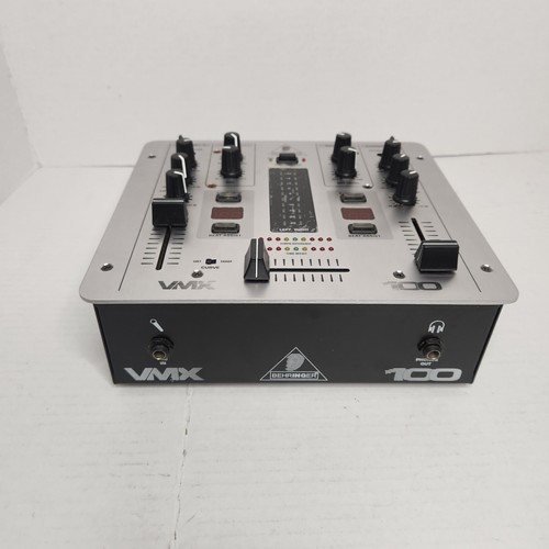 ベリンガー ミキサー VMX100 Amazon.com: Behringer Pro Mixer VMX100USB 2-Channel DJ Mixer