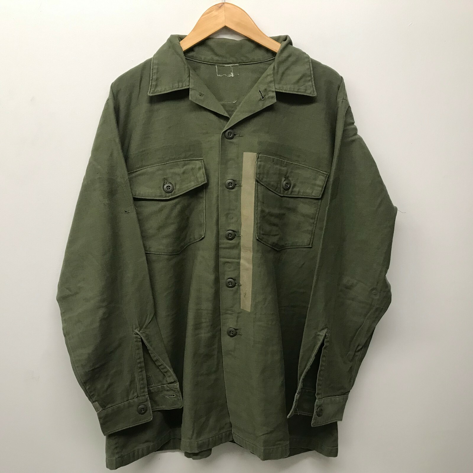 ミリタリーシャツSATEEN, OG107/fatigue（US放出品） 1940s WW2 US Military OG-107 Sateen Fatigue Button Up Field