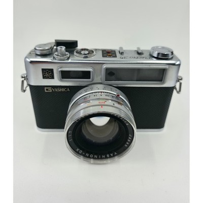 Yashica Electro 35 Rangefinder Camera with Yashinon-DX 45mm f1.7 Lens Japan