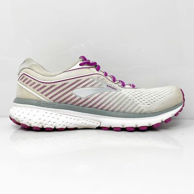 

Женские кроссовки Brooks Ghost 12 1203051B186 белые кроссовки размер 7,5 B, Белый, Ghost 12