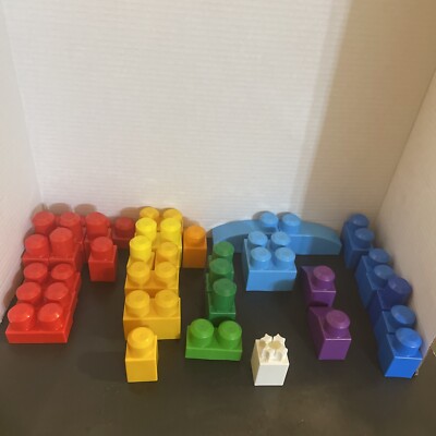 32 Mega Bloks | large, jumbo, plastic building blocks, toddler, preschool, Pre-K