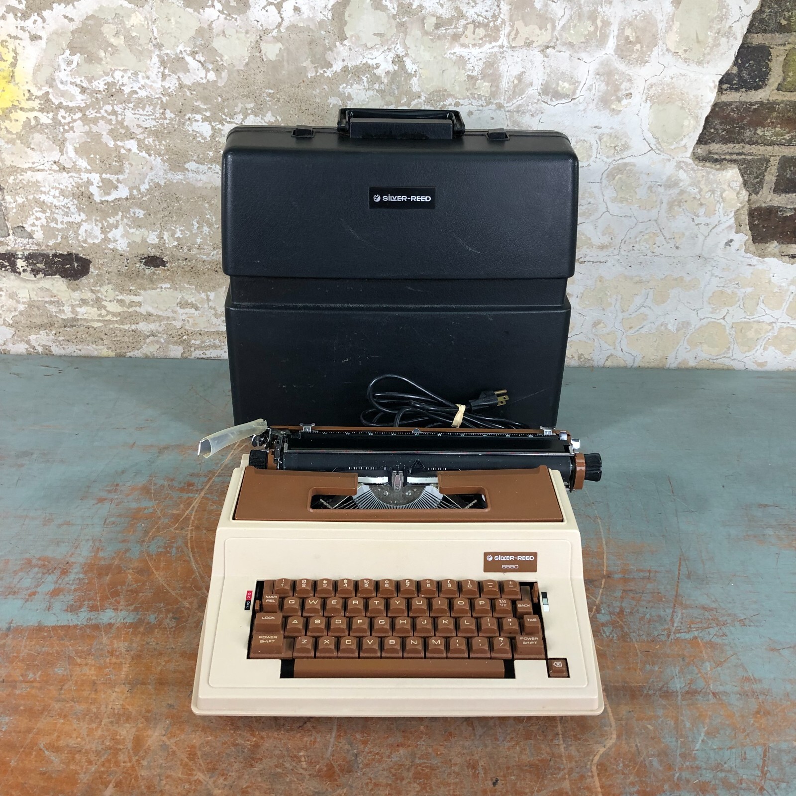 タイプライター Silver leed ヴィンテージ Vintage Silver Reed EX 55 typewriter Cream And Black Seiko