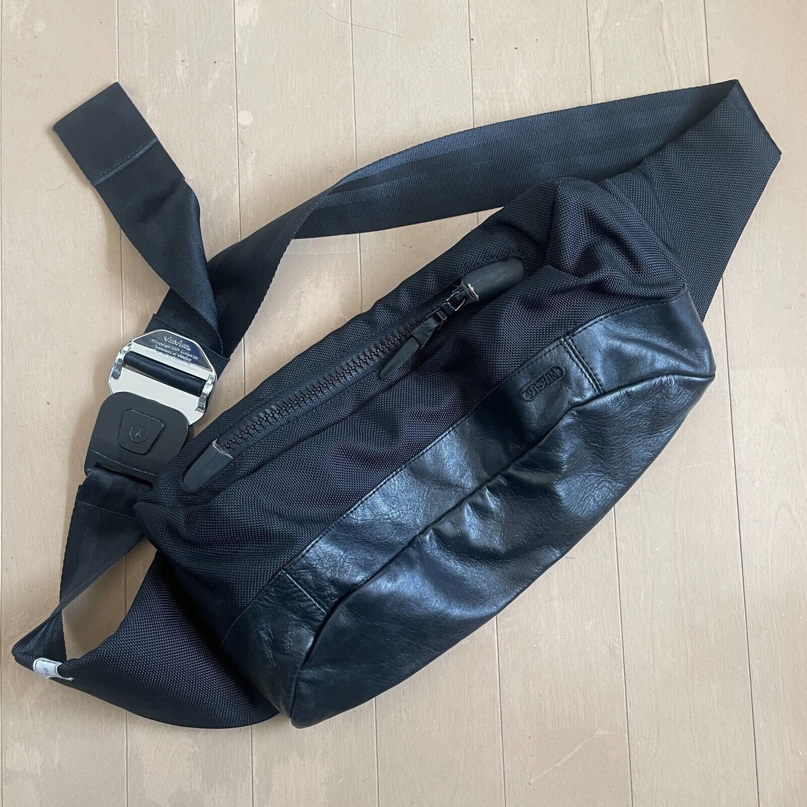 VISVIM Ballistic Lumbar Body Bag 8L Black Green Waist Pack VISVIM Ballistic Lumbar Body Bag 8L Black Green Waist Pack