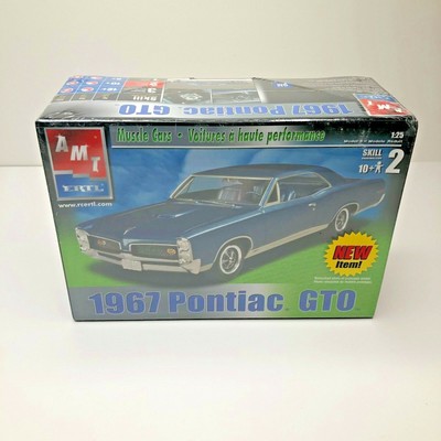 AMT ERTL 1967 Pontiac GTO Car 1:25 Model Kit 31764 SEALED