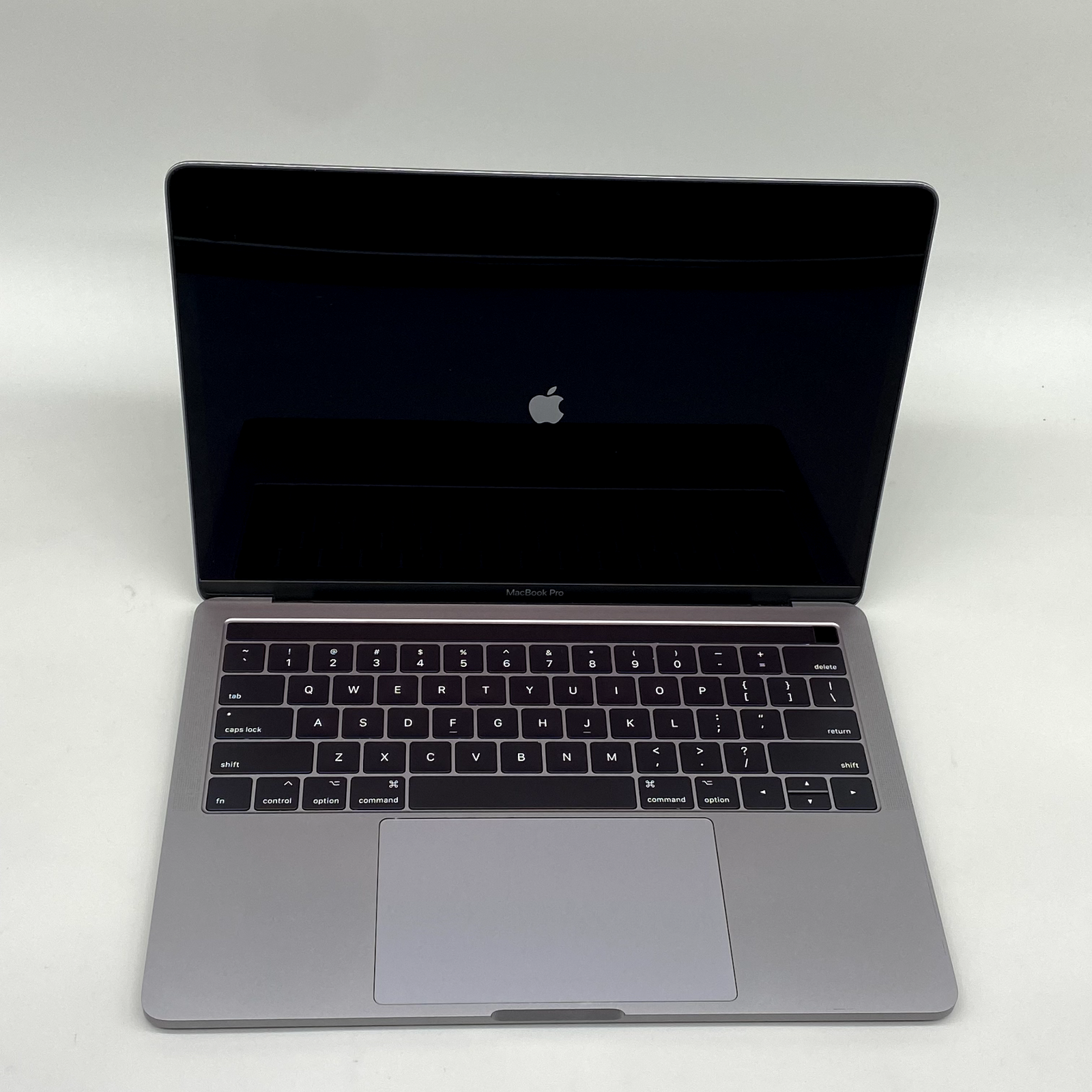 MacBook Pro 13in（2018 8GB 256GB） Apple MacBook Pro 13 13.3 in 2018 Silver/Intel Core i5 8th Gen