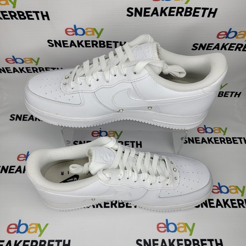 ★25SS 入手困難★NIke WMNS Air Force 1 '07 SE Nike Air Force 1 '07 SE 'Pearl Triple White' Women's Size