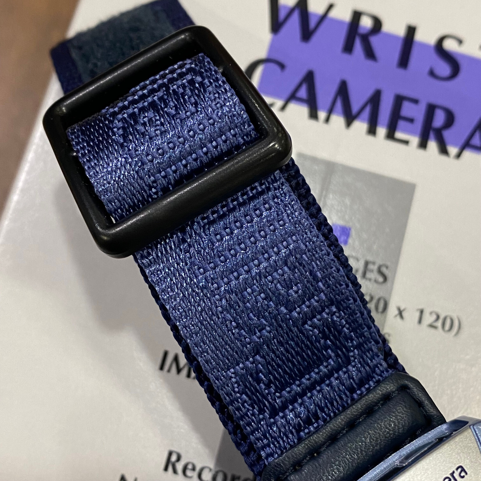 Pre-owned Casio Wqv-2b-2dr Wrist Camera Digital Watch Rare Vintage In Box